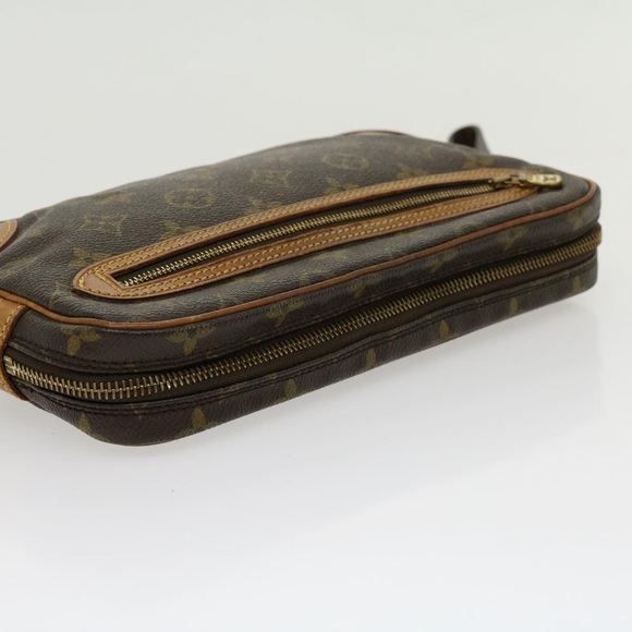 Louis Vuitton Marly Dragonne Clutch - Picture 8 of 17